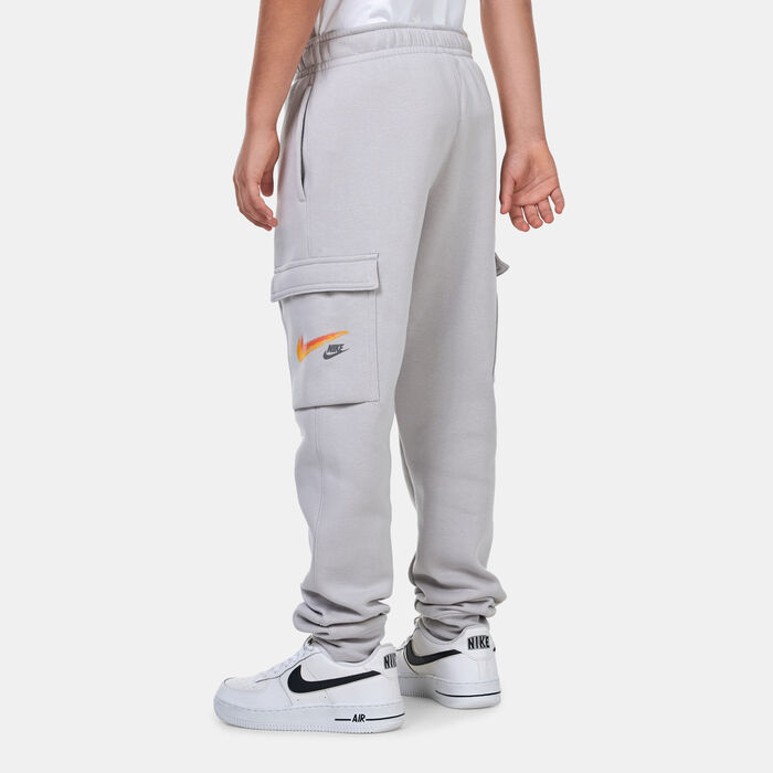Nike Kids' Sportswear Fleece Graphic Cargo Trousers Ivory Nike Kids' Sportswear Fleece Graphic Cargo Trousers Ivory image number 1
