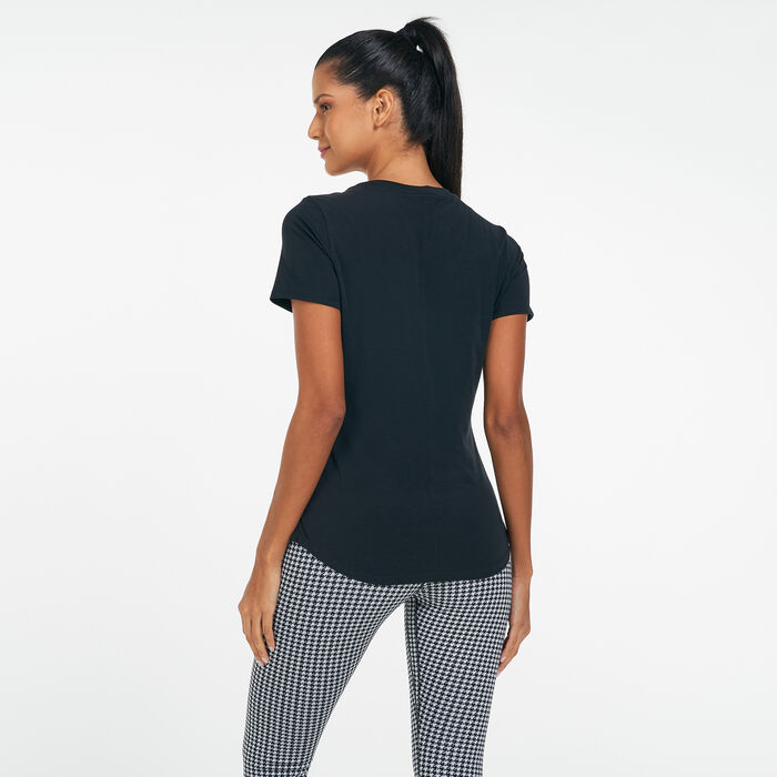 Nike Women's Dri-FIT UV One Luxe T-Shirt Black Nike Women's Dri-FIT UV One Luxe T-Shirt Black image number 1