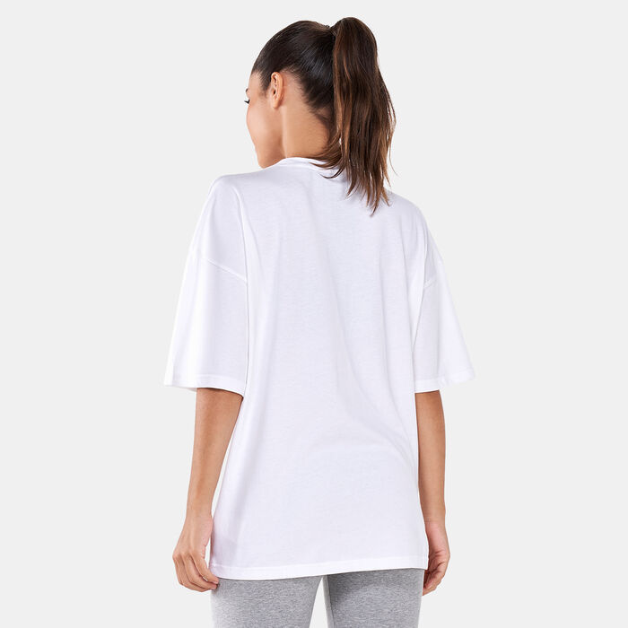 adidas Women's Essentials Repeat Logo Oversized T-Shirt White adidas Women's Essentials Repeat Logo Oversized T-Shirt White image number 1