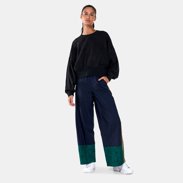 adidas Originals Women's Originals Sweatshirt Black adidas Originals Women's Originals Sweatshirt Black image number 2