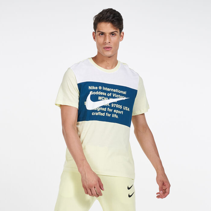 Nike Men's Sportswear Swoosh T-Shirt Green Nike Men's Sportswear Swoosh T-Shirt Green image number 0
