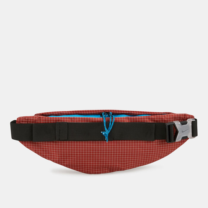 Nike Sportswear Heritage Hip Pack Red Nike Sportswear Heritage Hip Pack Red image number 1