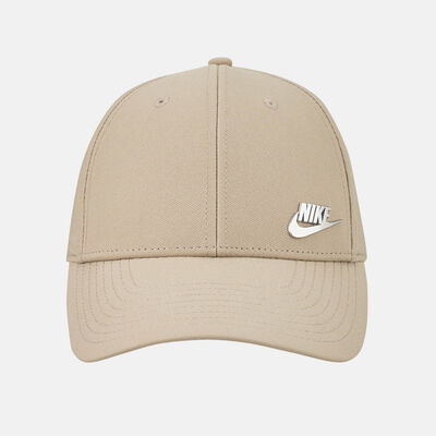 Nike Dri-FIT Club Structured Metal Logo Cap Beige