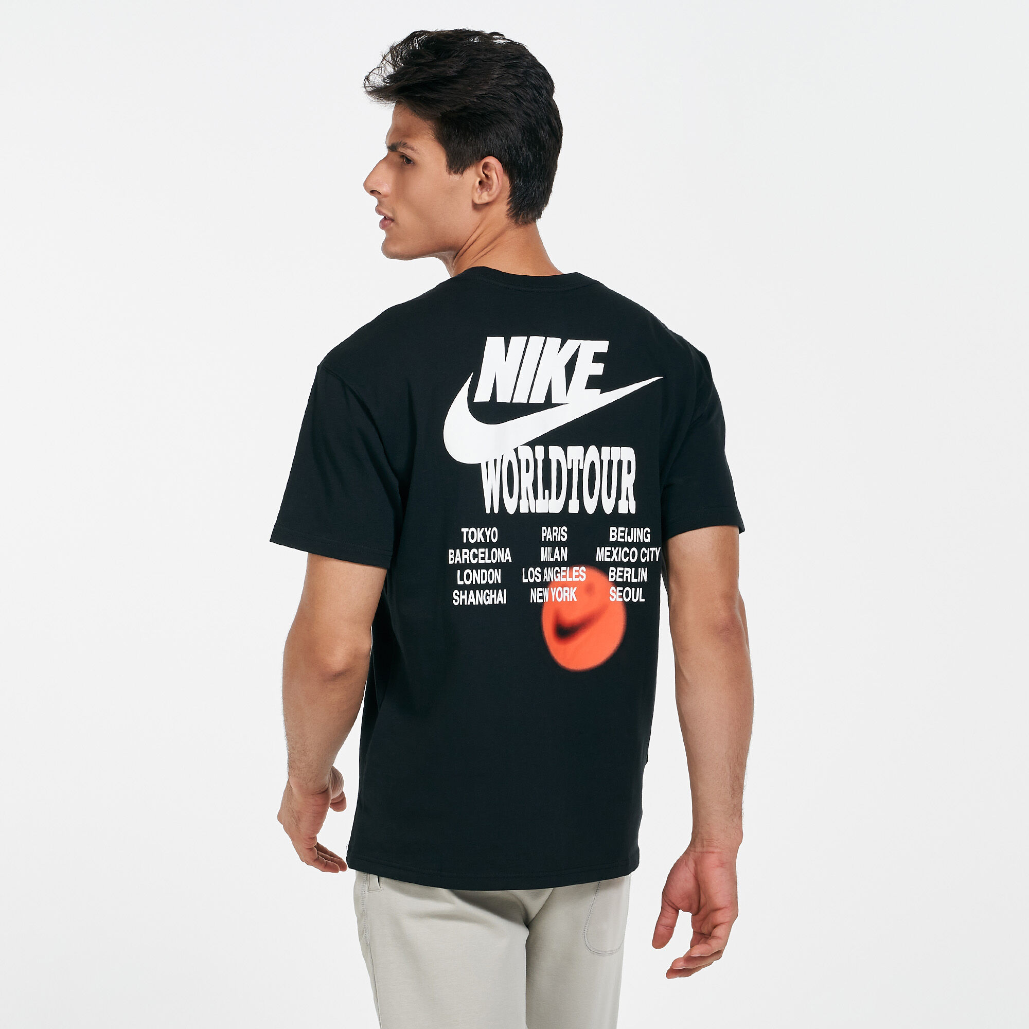 Men s Sportswear World Tour 2 T Shirt Black Nike in Qatar SSS
