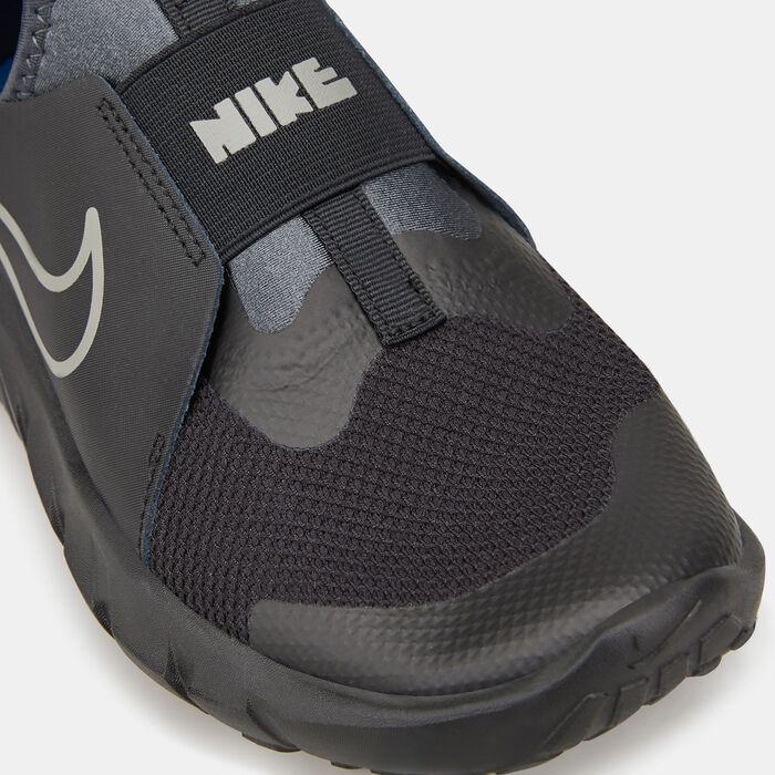 Nike Kids' Flex Runner 2 Road Running Shoe (Older Kids) Black Nike Kids' Flex Runner 2 Road Running Shoe (Older Kids) Black image number 4