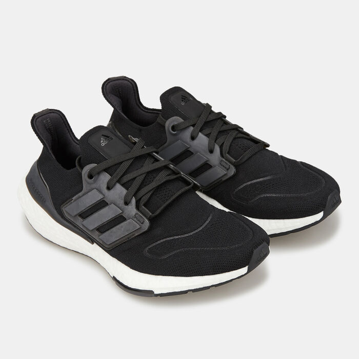 adidas Women's Ultraboost 22 Shoe Black image number 1