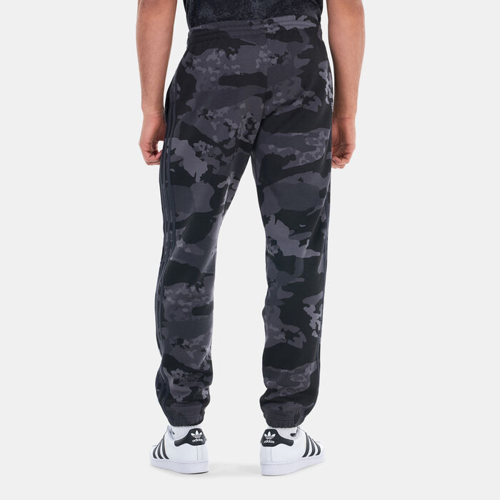 adidas Originals Men's Camo Sweatpants Black adidas Originals Men's Camo Sweatpants Black image number 1