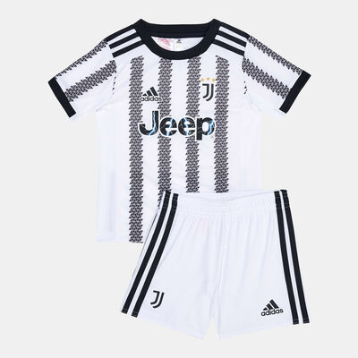 adidas Kids' Juventus Home Mini Kit - 20222/23 White adidas Kids' Juventus Home Mini Kit - 20222/23 White