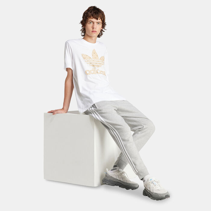 adidas Originals Men's Classic Monogram Graphic T-Shirt White adidas Originals Men's Classic Monogram Graphic T-Shirt White image number 2