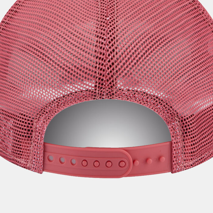 New Era Men's League Essentials New York Yankees Trucker Cap Pink New Era Men's League Essentials New York Yankees Trucker Cap Pink image number 1
