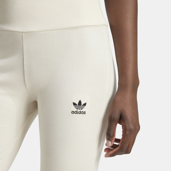 adidas Originals Women's Essentials Flared Leggings Beige adidas Originals Women's Essentials Flared Leggings Beige image number 3