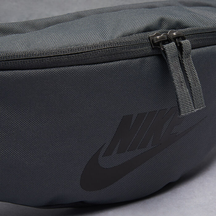 Nike Heritage Waist Bag Grey Nike Heritage Waist Bag Grey image number 2