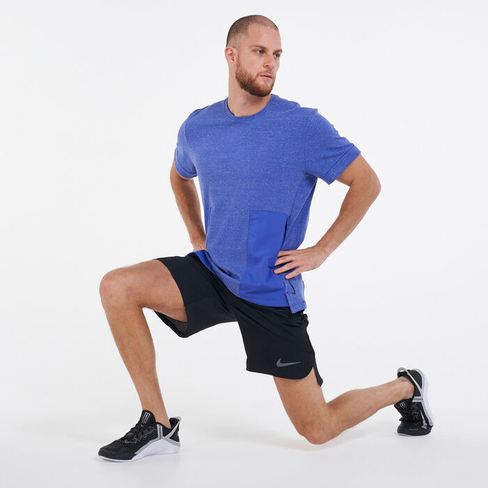 Nike Men's Yoga Dri-FIT T-Shirt Blue Nike Men's Yoga Dri-FIT T-Shirt Blue image number 2