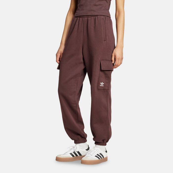adidas Originals Women's Essentials Fleece Cargo Joggers Brown adidas Originals Women's Essentials Fleece Cargo Joggers Brown image number 0
