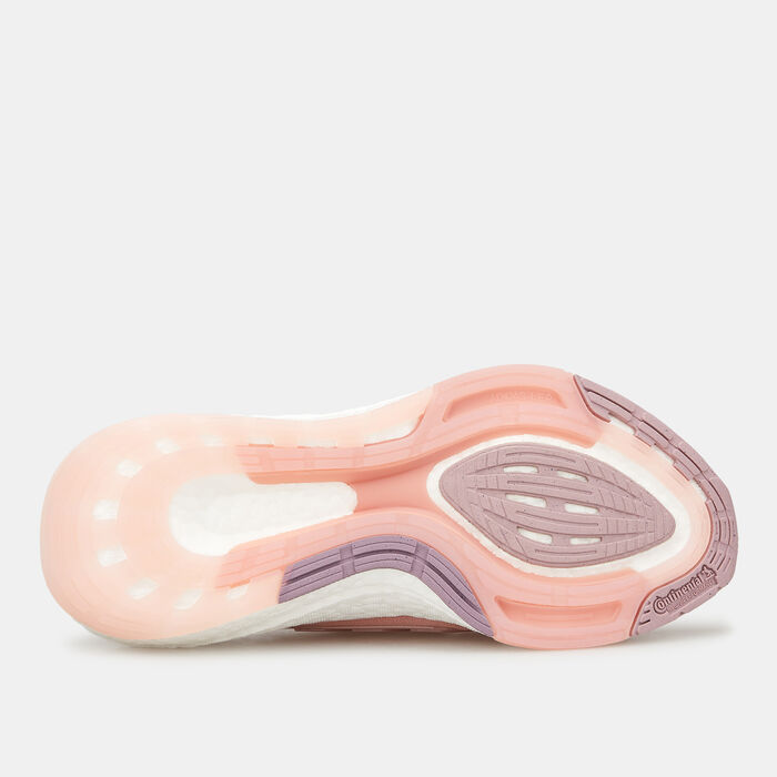 adidas Women's Ultraboost 22 Shoe Pink image number 3