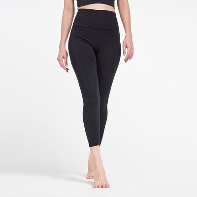 Nike Women's 7/8 Yoga Leggings Black Nike Women's 7/8 Yoga Leggings Black