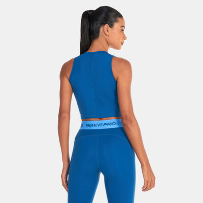 Nike Women's Dri-FIT Graphic Crop Tank Top Blue Nike Women's Dri-FIT Graphic Crop Tank Top Blue