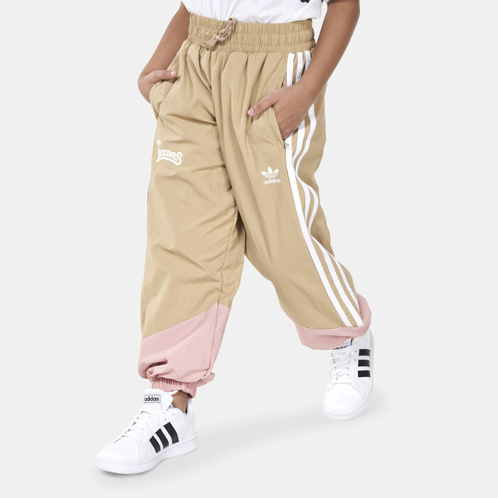 adidas Originals Kids' Woven Track Pants Beige adidas Originals Kids' Woven Track Pants Beige image number 0