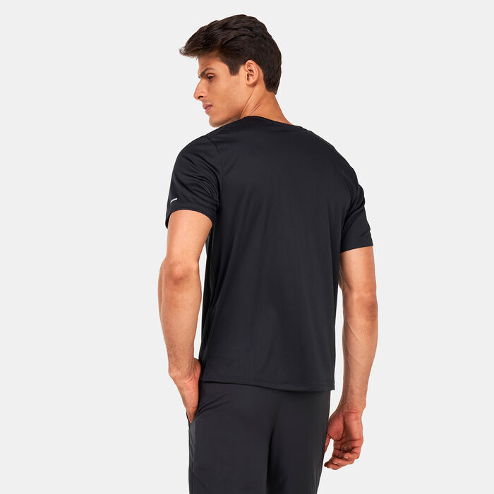 Nike Men's Dri-FIT UV Miler Run Division Graphic T-Shirt Black Nike Men's Dri-FIT UV Miler Run Division Graphic T-Shirt Black image number 1