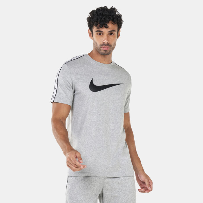 Nike Men's Sportswear Repeat Swoosh T-Shirt Grey Nike Men's Sportswear Repeat Swoosh T-Shirt Grey image number 0