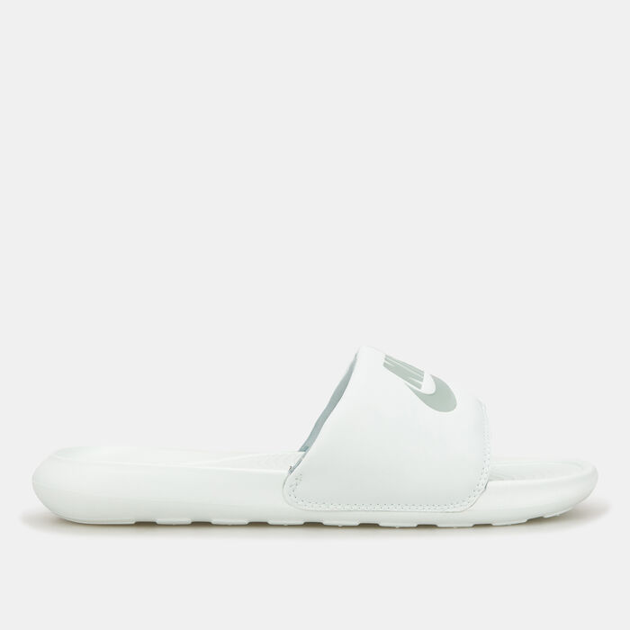 Nike Women's Victori Slides Green image number 1