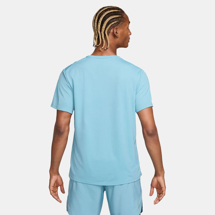 Nike Men's Miler Dri-FIT UV Running T-Shirt Blue Nike Men's Miler Dri-FIT UV Running T-Shirt Blue image number 1