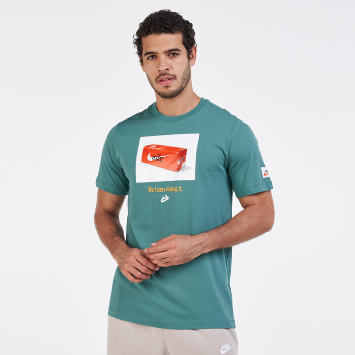 Nike Men's Sportswear Swoosh 50 Photo T-Shirt Green Nike Men's Sportswear Swoosh 50 Photo T-Shirt Green image number 0