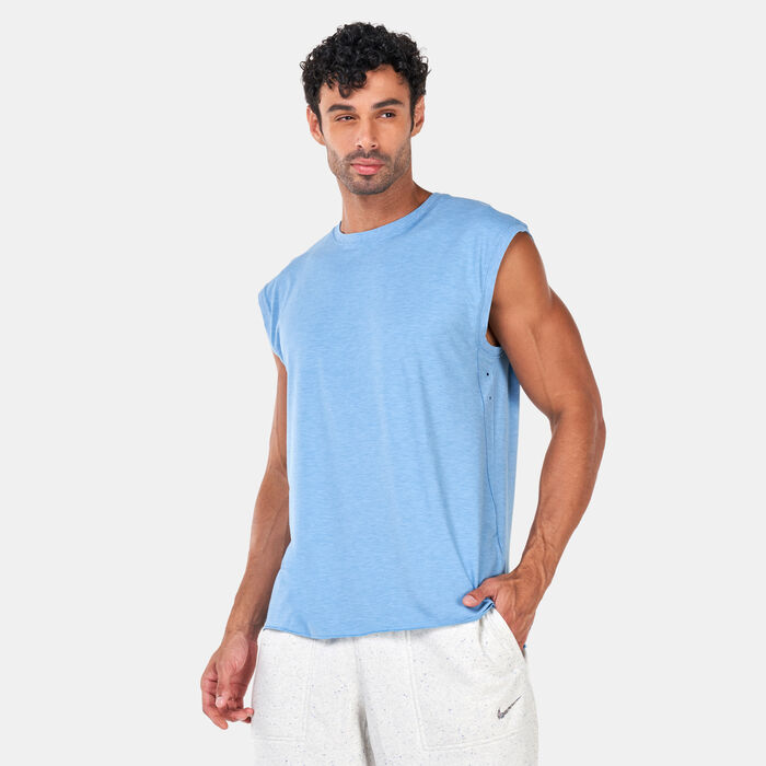 Nike Men's Dri-FIT Yoga Tank Top Blue Nike Men's Dri-FIT Yoga Tank Top Blue image number 0