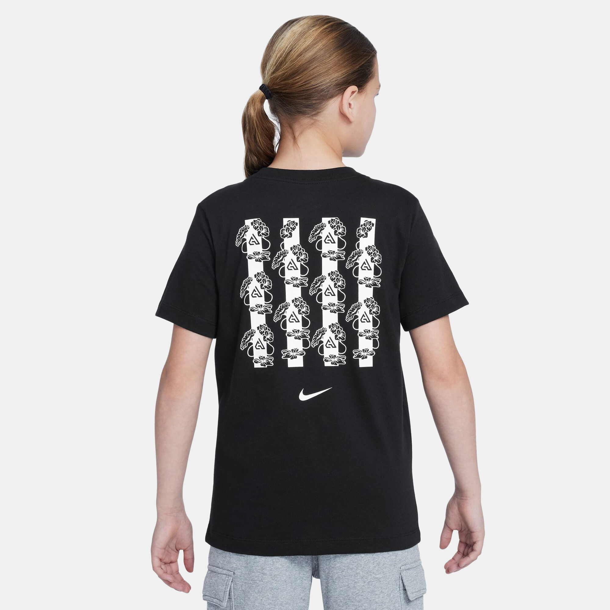 Giannis antetokounmpo t shirt nike deals