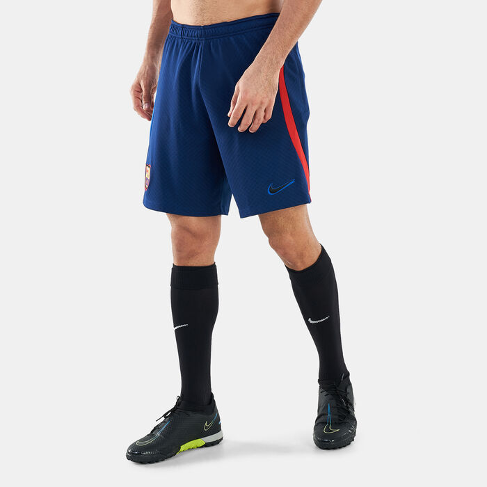 Nike Men's F.C. Barcelona Dri-FIT Strike Shorts - 2021/22 Blue Nike Men's F.C. Barcelona Dri-FIT Strike Shorts - 2021/22 Blue image number 0