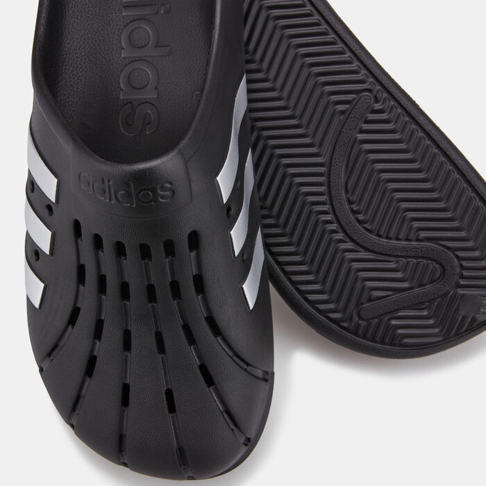 adidas Adilette Clogs Black image number 2