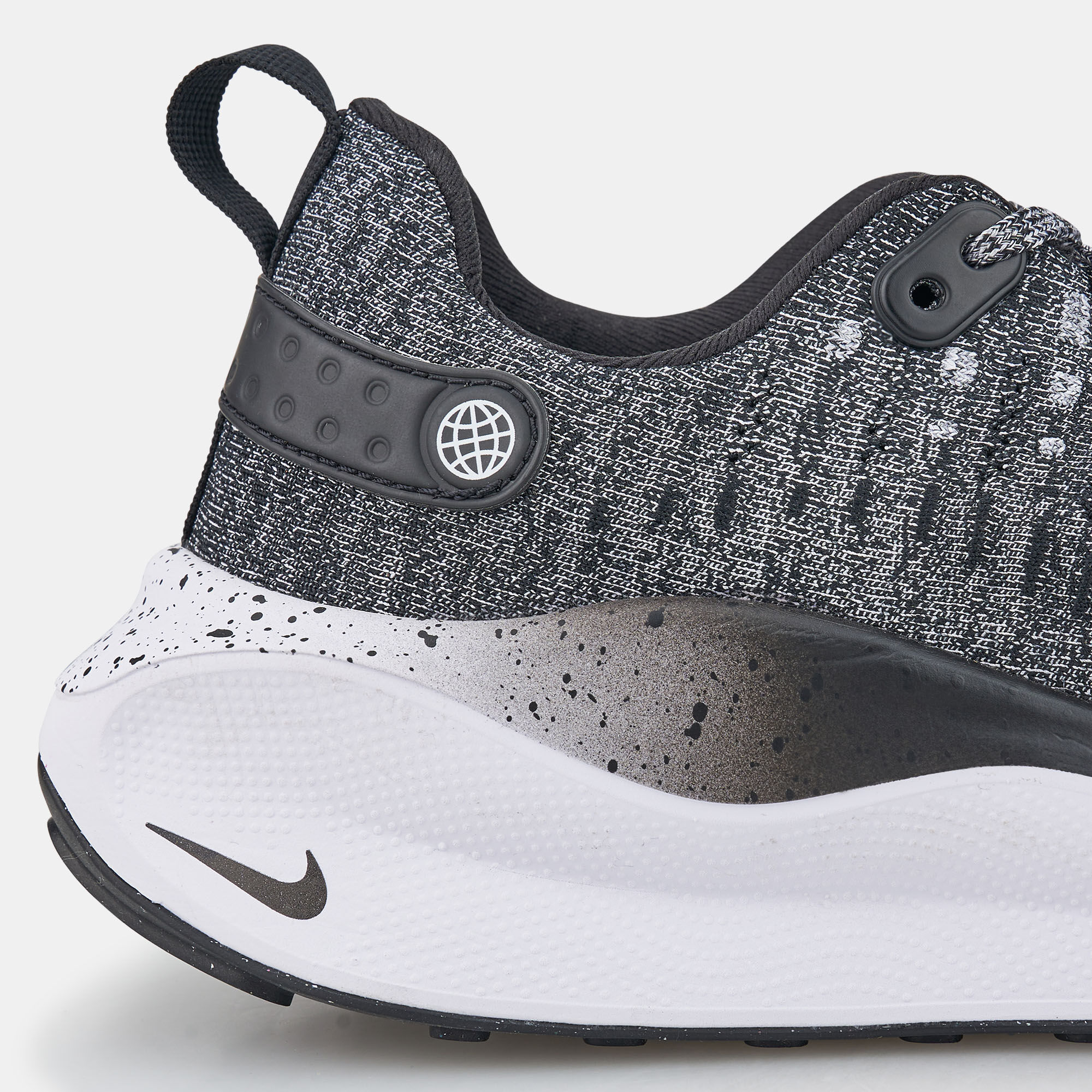 Men's ReactX Infinity Run 4 Shoe Grey Nike in Qatar -SSS