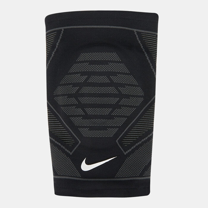 Nike Pro Knitted Knee Sleeve Black Nike Pro Knitted Knee Sleeve Black image number 0