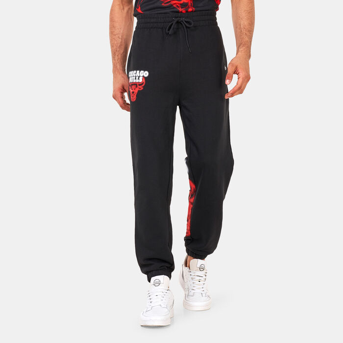 New Era NBA Neon Logo Chicago Bulls Joggers Black New Era NBA Neon Logo Chicago Bulls Joggers Black image number 0