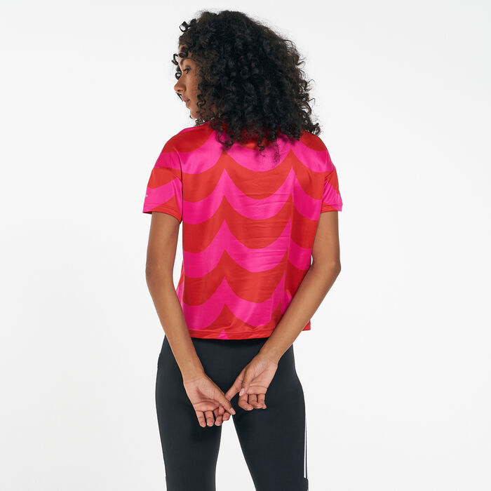 adidas Women's x Marimekko Fast T-Shirt Red adidas Women's x Marimekko Fast T-Shirt Red image number 1