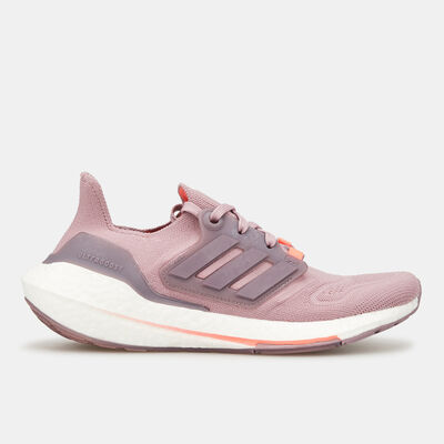 adidas Women's Ultraboost 22 Shoe Purple