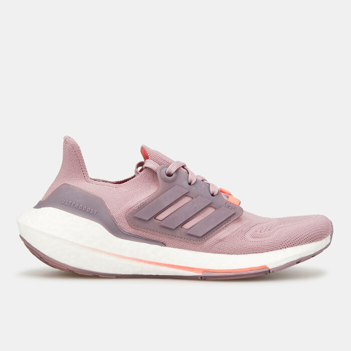 adidas Women's Ultraboost 22 Shoe Purple image number 0