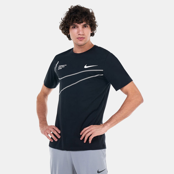 Nike Men's Dri-FIT Swoosh Training T-Shirt Black Nike Men's Dri-FIT Swoosh Training T-Shirt Black image number 0