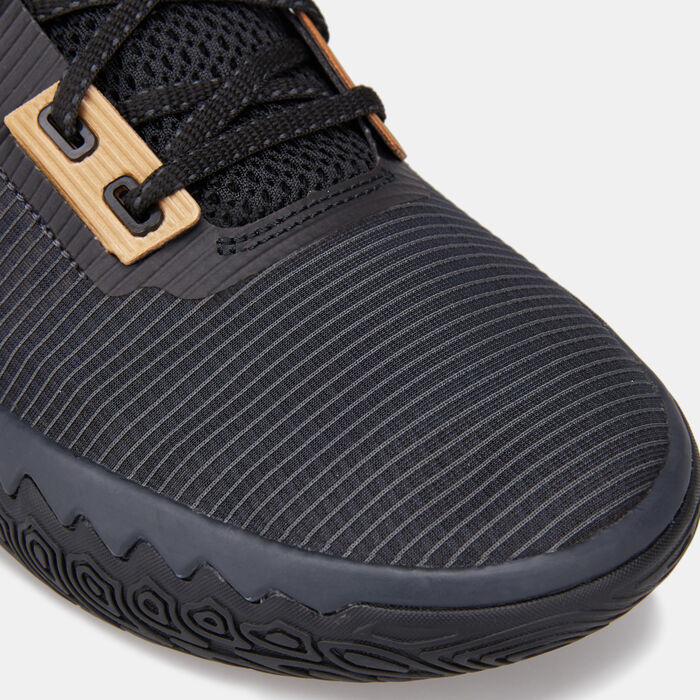 Nike Men's Kyrie Flytrap 4 Shoe Black Nike Men's Kyrie Flytrap 4 Shoe Black image number 4