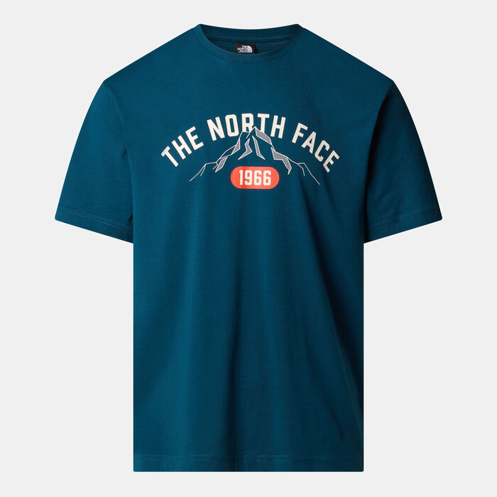 The North Face Men's Varsity Graphic T-Shirt Green The North Face Men's Varsity Graphic T-Shirt Green image number 0