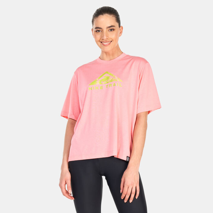 Nike Women's Dri-FIT Trail T-Shirt Pink Nike Women's Dri-FIT Trail T-Shirt Pink image number 0