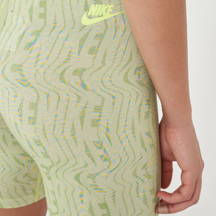 Nike Women's Sportswear Printed Bike Shorts Green Nike Women's Sportswear Printed Bike Shorts Green image number 3