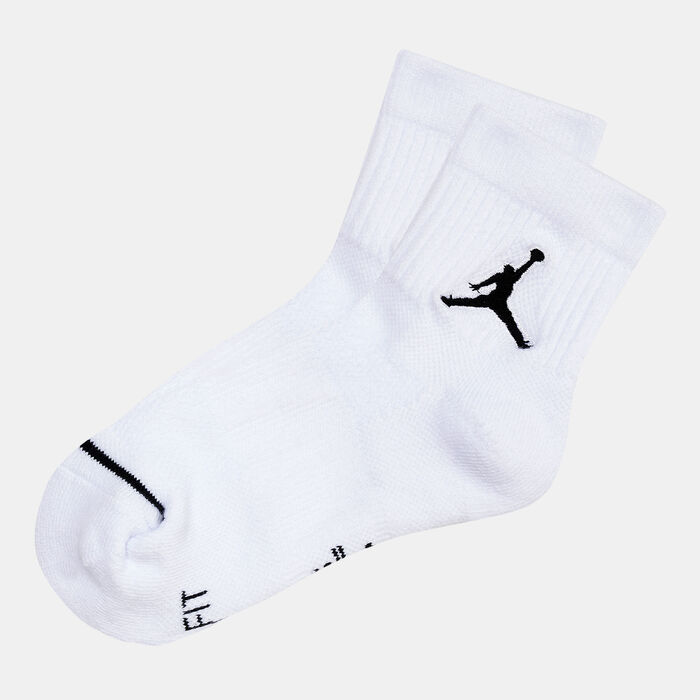Jordan Jumpman Quarter Socks (3-Pack) White Jordan Jumpman Quarter Socks (3-Pack) White image number 0