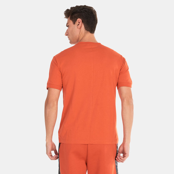 EA7 Emporio Armani Men's Train Logo Series T-Shirt Red image number 1