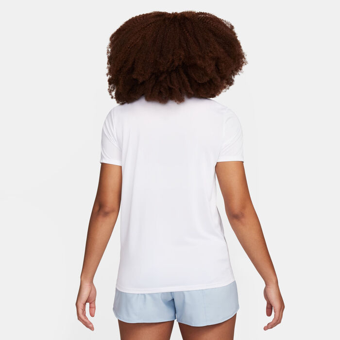 Nike Women's Dri-FIT Graphic Training T-Shirt White Nike Women's Dri-FIT Graphic Training T-Shirt White image number 1