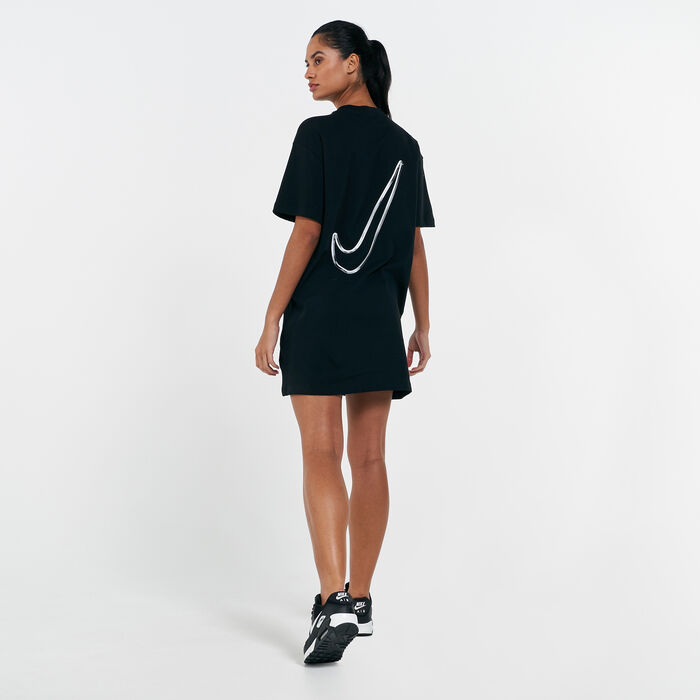 Nike Women's Sportswear Swoosh Dress Black Nike Women's Sportswear Swoosh Dress Black image number 1