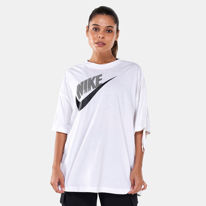 Nike Women's Sportswear DNC T-Shirt White Nike Women's Sportswear DNC T-Shirt White image number 0