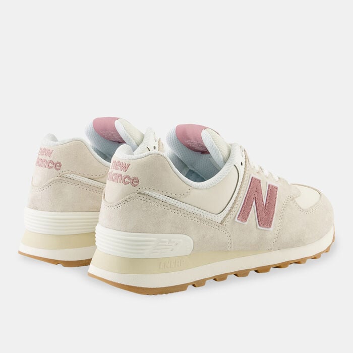 New Balance Women's 574 Shoes Beige New Balance Women's 574 Shoes Beige image number 2
