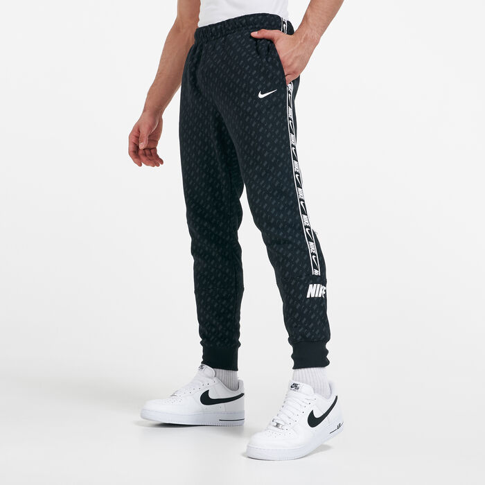 Nike Men's Repeat Fleece Jogger Pants Nike Men's Repeat Fleece Jogger Pants image number 0
