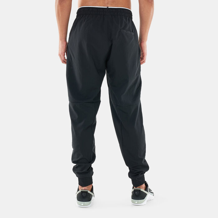 Nike Men’s Dri-FIT Sport Clash Training Pants Black Nike Men’s Dri-FIT Sport Clash Training Pants Black image number 1
